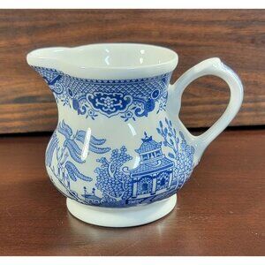 Vintage Churchill Blue Willow Creamer